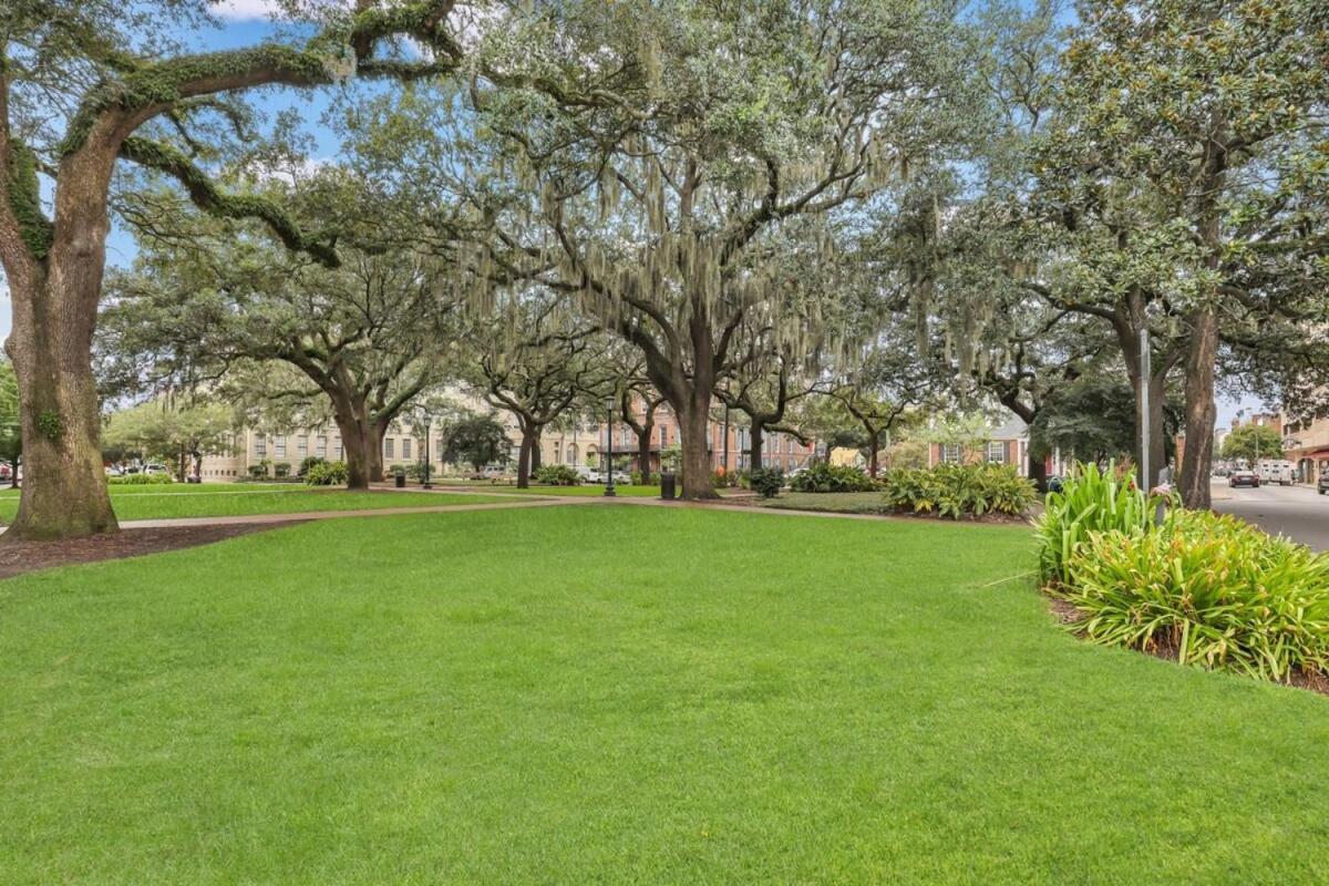 Southern Belle On Oglethorpe Square Savannah Kültér fotó